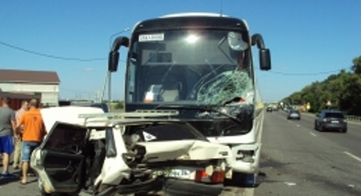 Крымчанка погибла при столкновении автобуса с «Камазом» в Воронежской области