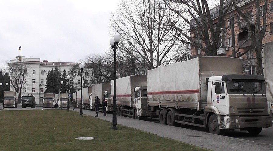 Российские военные доставили через Крым в Херсонскую область 140 тонн гуманитарной помощи