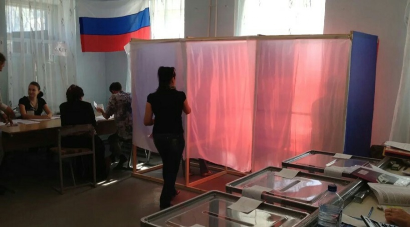 Путин подписал закон о запрете причастным к экстремизму участвовать в выборах