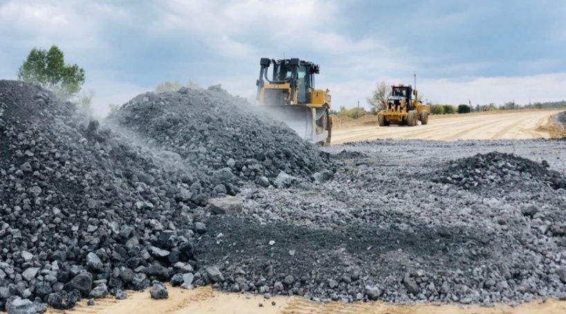 В строительстве домов и дорог по всей стране будут применять золу