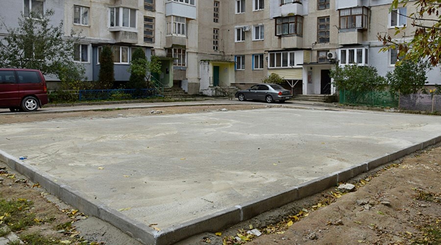 Власти назвали места установки новых детских площадок в Симферополе