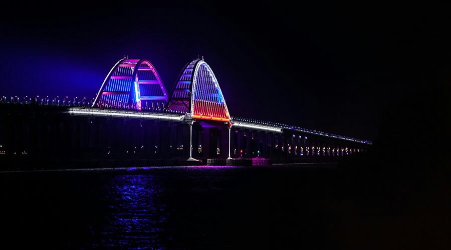 Крымский мост оснастили модернизированной художественной подсветкой