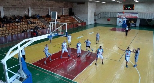 Лидеры сезона одержали победы в пятом туре мужского баскетбольного чемпионата Крыма (ФОТО)