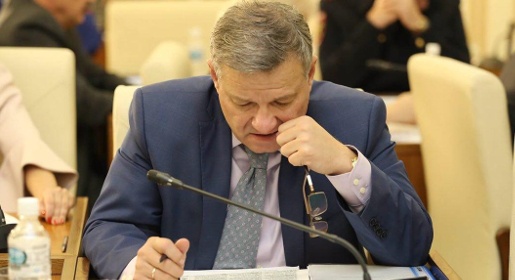 Аксёнов официально сообщил об отставке министра ЖКХ Крыма: «Завалили все, что можно»