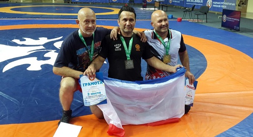 Симферополец стал призёром чемпионата России по вольной борьбе среди ветеранов