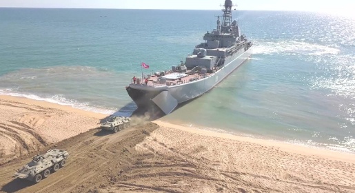 Морская пехота Черноморского флота провела учения по захвату побережья