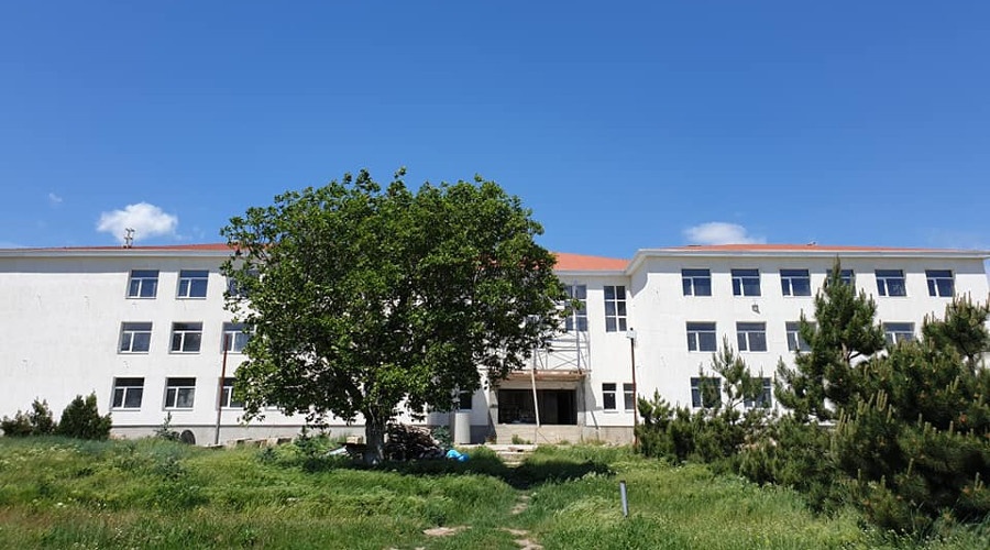 Реконструкция Зеленогорской средней школы возобновится летом