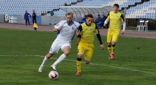 Симферопольцы и ялтинцы победили в субботних матчах 14 тура крымского футбольного чемпионата