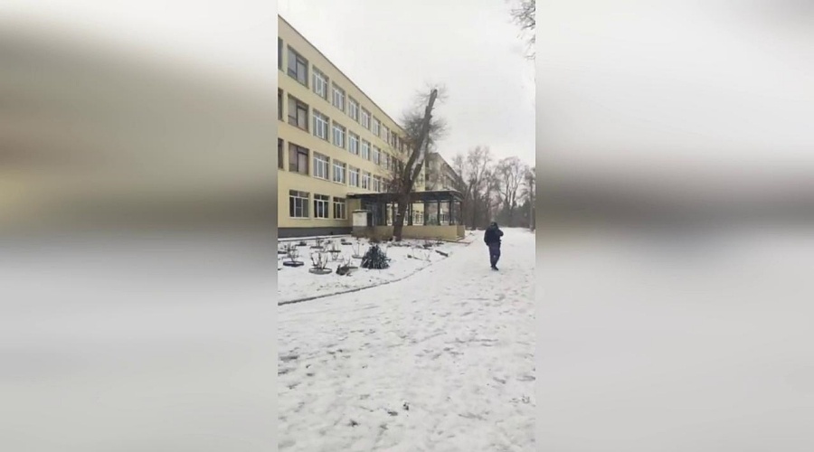 Взрывоопасных предметов в Керченском политехническом колледже не обнаружено