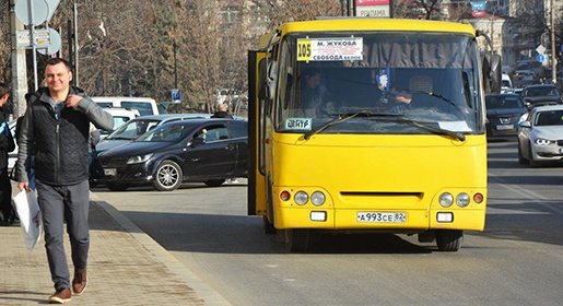 Крымчане заметили улучшение работы транспорта, дорожного хозяйства и ЖКХ за последние годы