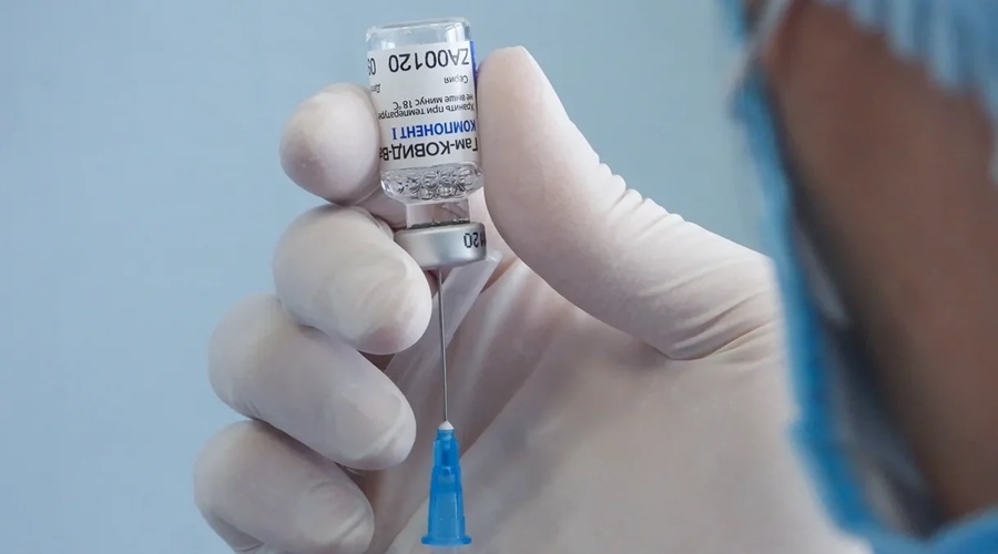 Более 10 тысяч крымчан записались на вакцинацию от COVID-19