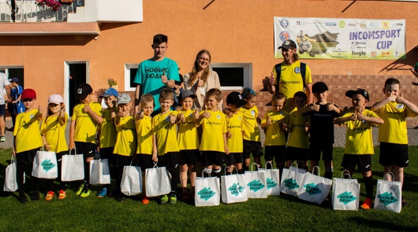 Партия «Новые люди» поддержала детский футбол в Крыму