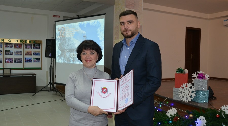 Завод «Титановых инвестиций» в Армянске отпраздновал 52-летие с начала работы