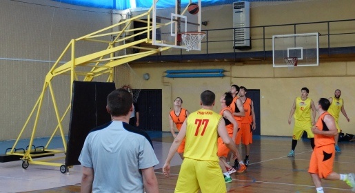 В Алуште проходит международный баскетбольный учебно-тренировочный лагерь /ФОТО/