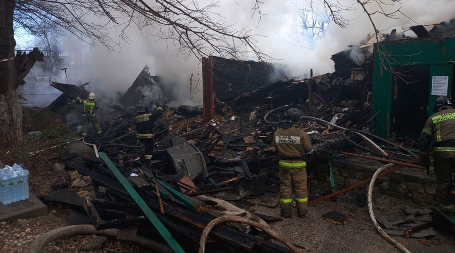 Житель Севастополя пойдёт под суд за пожар, в котором погибли четыре человека
