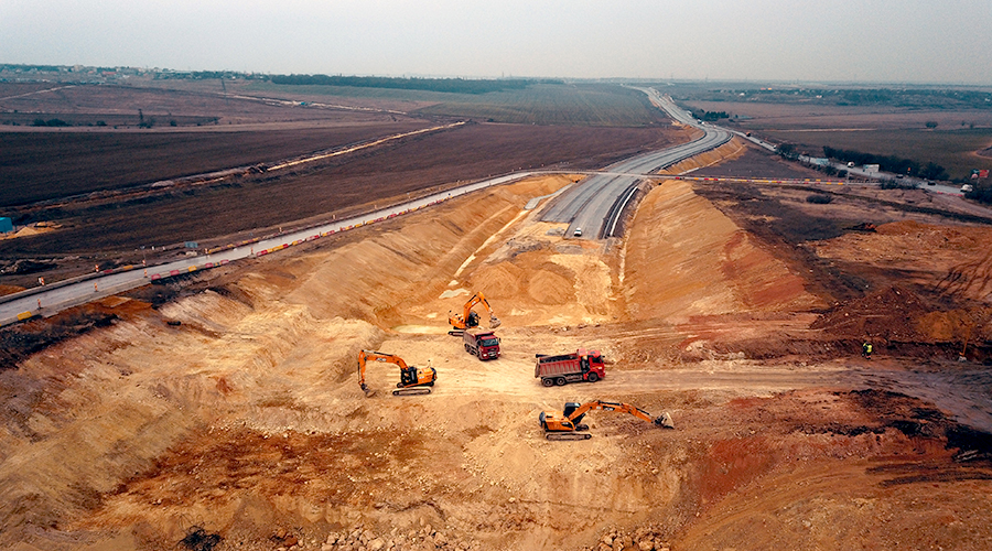 Крымская дорога таврида. Симферополь таврида трасса. Строительство дорог в крыму. Трасса таврида ялтинская развязка. Таврида дорога в крыму.